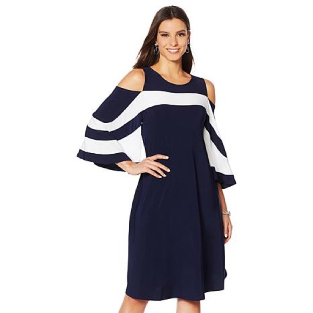 Dress - Picture 9 of 11